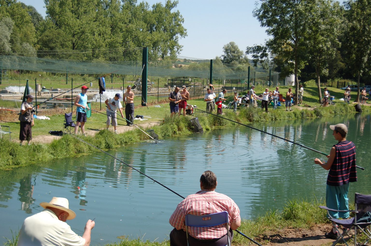 Journées spéciales Truite Pisciculture de Monchel Etang Peche Truite Nord Pas de Calais Journées spéciales Truite Pisciculture de Monchel Etang Peche Truite Nord Pas de Calais