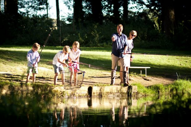 Pisciculture De Monchel :Pêche à la truite en étang réservé en famille