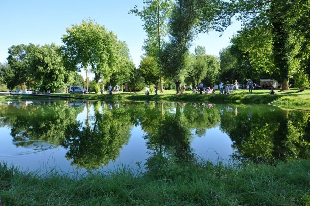 Pisciculture De Monchel : Etang de pêche dans le Nord à Wail